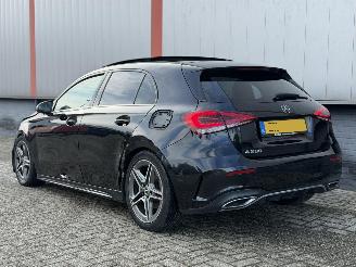 Mercedes A-klasse A200 AMG PANO SFEER picture 24