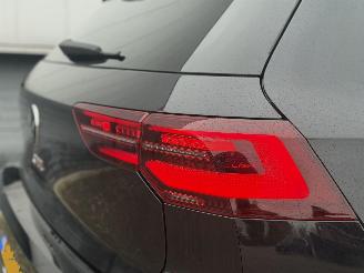 Volkswagen Golf 2.0 GTI 245 PK PANO picture 4