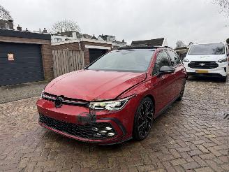 Schadeauto Volkswagen Golf 2.0 GTI PANO SFEER 2021/1