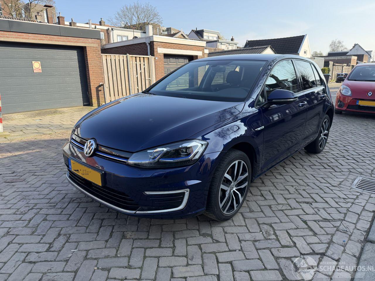 Volkswagen e-Golf 