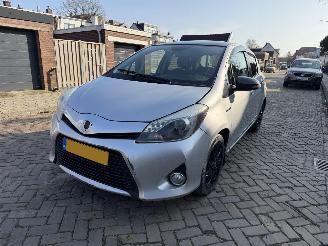 Schadeauto Toyota Yaris 1.5 Hybrid AUTOMAAT 2014/1