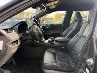 Toyota Rav-4 2.5 Hybrid AWD Executive picture 19