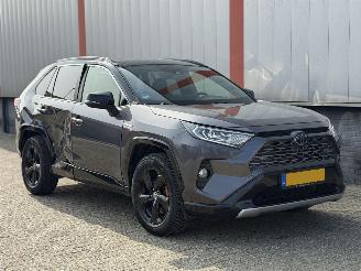 Vaurioauto  passenger cars Toyota Rav-4 2.5 Hybrid AWD Executive 2020/1