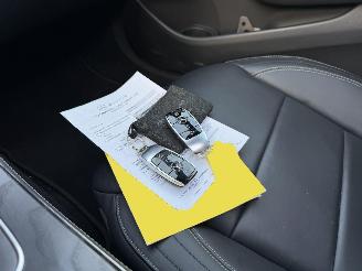 Mercedes E-klasse E400d AMG 330 PK! picture 17