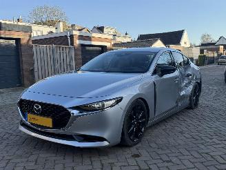 Avarii autoturisme Mazda 3 2.0 e-SkyActiv-G M Hybrid 150 Sportive 2021/1