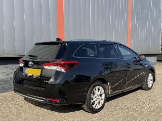 Toyota Auris Touring Sports 1.8 Hybrid Dynamic picture 3