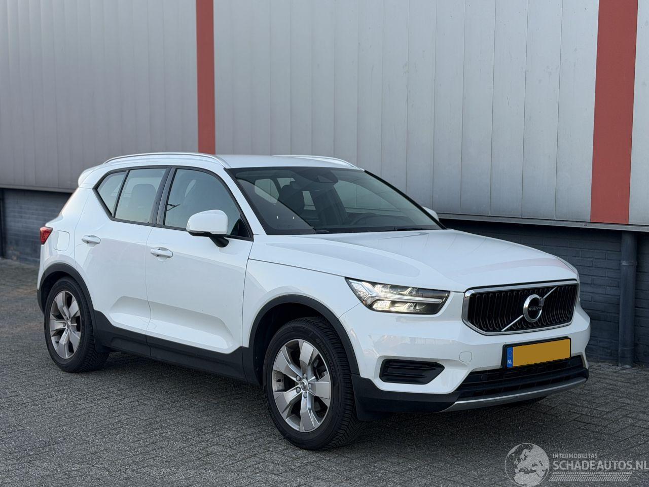 Volvo XC40 1.5 T3 Momentum Pro