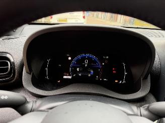 Toyota Yaris Cross 1.5 Hybrid 115 First Edition NAP NL AUTO! picture 24