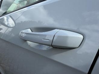 Volkswagen Golf 2.0 TSI GTI Performance picture 13