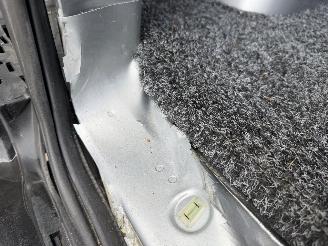 Volkswagen Transporter 2.0 TDI L1H1 28 Bulli AUTOMAAT picture 9