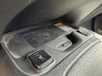 Toyota Corolla Touring Sports 1.2 Turbo Dynamic NAP picture 17