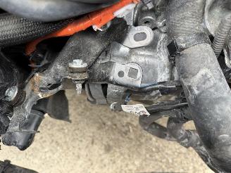 Toyota Corolla Cross Hybrid 140 Business picture 16