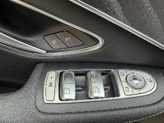 Mercedes GLC 350e 4MATIC AMG PANO picture 28