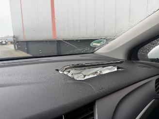 Opel Astra 1.0 Online Edition NAP picture 22