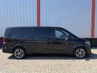Mercedes V-klasse V220d AMG 4 MATIC 8 PERS picture 3