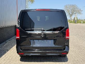 Mercedes V-klasse V220d AMG 4 MATIC 8 PERS picture 10
