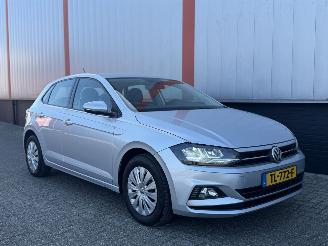 damaged passenger cars Volkswagen Polo 1.6 TDI Comfortline 2018/1