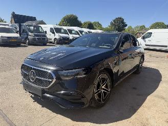 Unfallwagen Mercedes E-klasse E220d LIMO AMG PANO 2025/1