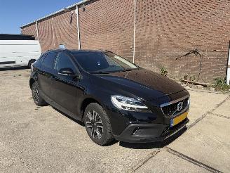Avarii autoturisme Volvo V-40 2.0 D2 Cross Country AUTOMAAT NAP 2016/1