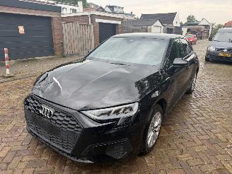 uszkodzony samochody osobowe Audi A3 40 TFSI 2024/1