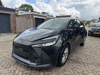 Toyota CH-R R HYBRID 1.8 72KW AUTOMAAT picture 2