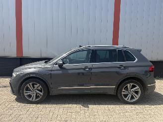 Volkswagen Tiguan 1.4 TSI eHybrid R-Line HEAD UP PANO picture 33