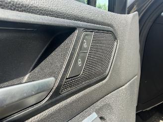 Volkswagen Tiguan 1.4 TSI eHybrid R-Line HEAD UP PANO picture 16