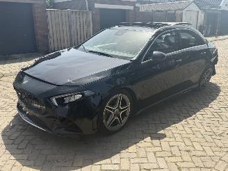 Mercedes A-klasse A180 AMG PANO picture 2
