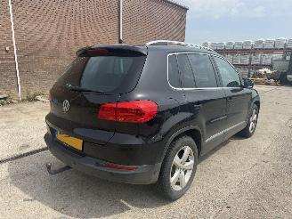 Volkswagen Tiguan 1.4 TSI Sport & Style picture 11