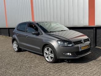 Vaurioauto  passenger cars Volkswagen Polo 1.2 TSI Highline NAP 2014/1