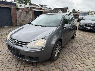 skadebil auto Volkswagen Golf 1.9 TDI 2006/1