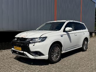 Mitsubishi Outlander 2.5 PHEV Intense + picture 23