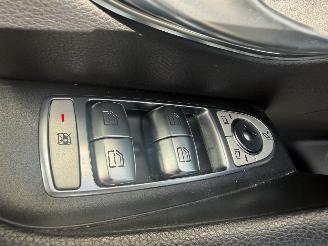 Mercedes E-klasse E200d AMG PANO SFEER picture 13