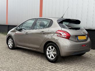 Peugeot 208 1.4 e-HDi Blue Lease picture 15