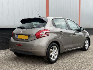 Peugeot 208 1.4 e-HDi Blue Lease picture 4