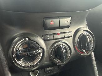 Peugeot 208 1.4 e-HDi Blue Lease picture 10