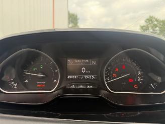 Peugeot 208 1.4 e-HDi Blue Lease picture 12