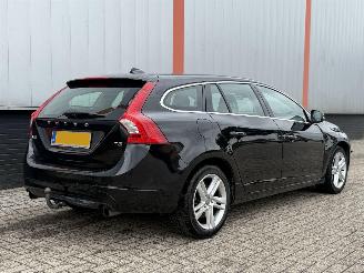 Volvo V-60 2.0 T3 Nordic + picture 3