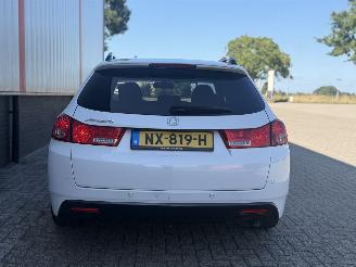 Honda Accord TOURER 2.2 i-DTEC Executive picture 4