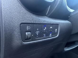Hyundai Kona EV Premium Sky 64 kWh picture 12