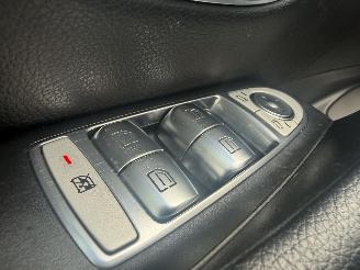 Mercedes E-klasse E300de 4 Matic AMG PANO SFEER picture 10