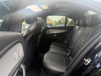Mercedes E-klasse E300de 4 Matic AMG PANO SFEER picture 11