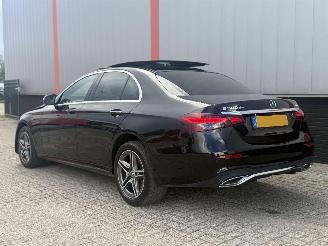 Mercedes E-klasse E300de 4 Matic AMG PANO SFEER picture 22