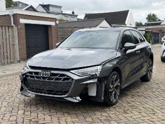 Audi A3 SPORTBACK 35 TFSI S LINE 1.200 KM!!!! picture 2