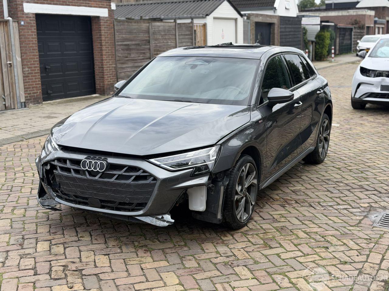 Audi A3 SPORTBACK 35 TFSI S LINE 1.200 KM!!!!