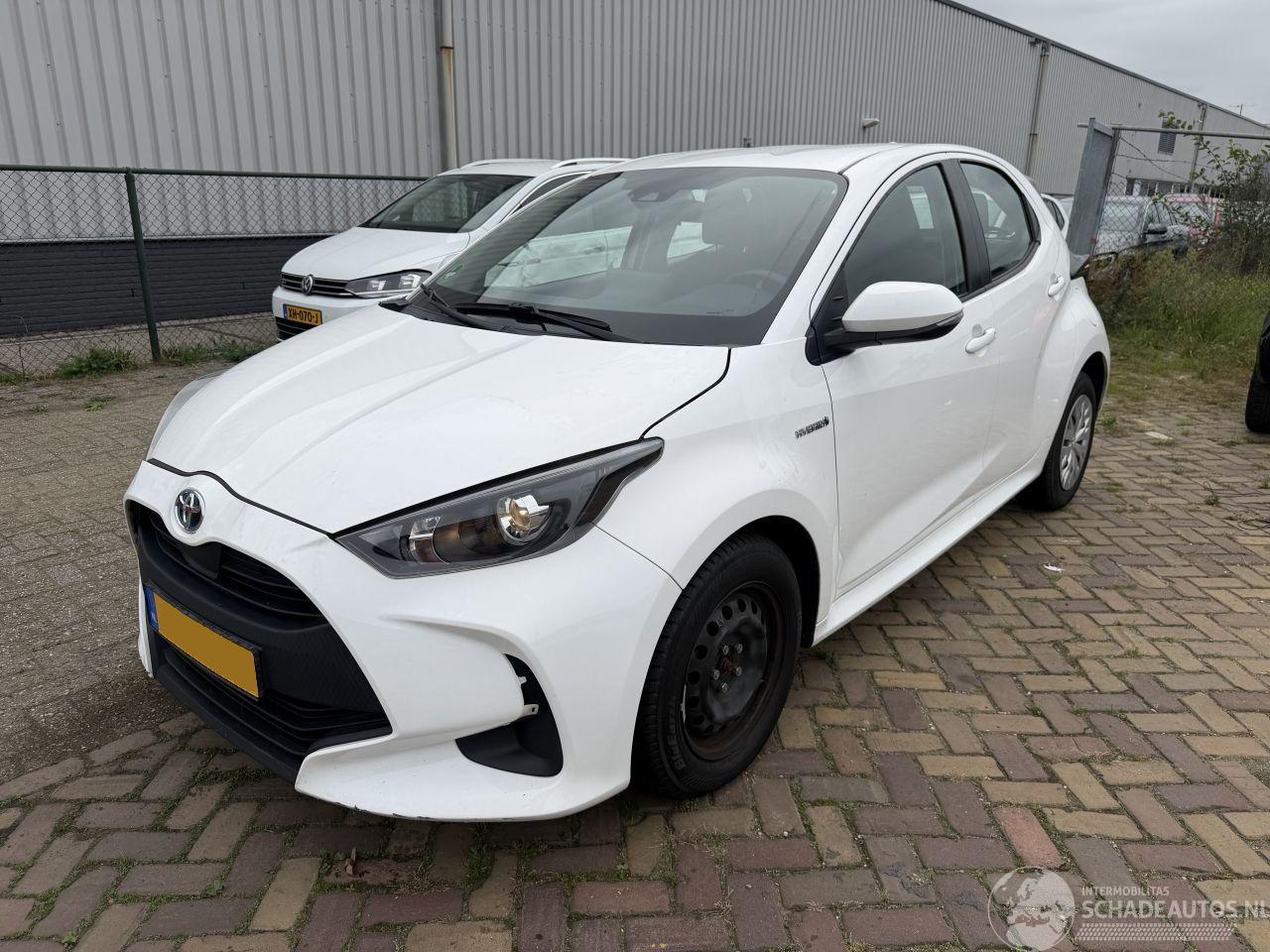 Toyota Yaris 1.5 Hybride Automaat NAP!!!