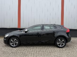 Volvo V-40 2.0 D3 R Design NAP picture 17