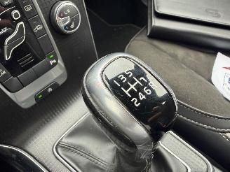 Volvo V-40 2.0 D3 R Design NAP picture 14