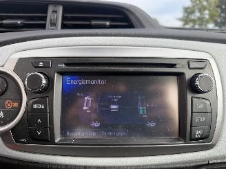 Toyota Yaris 1.5 Full Hybrid NAP KILOMETERS!!!!!!! picture 11