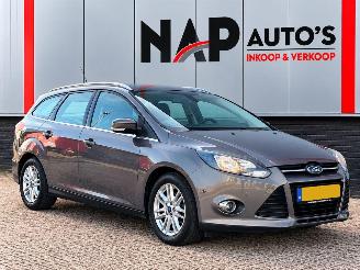 krockskadad bil auto Ford Focus 1.0 EcoBoost Edition Plus 2014/1